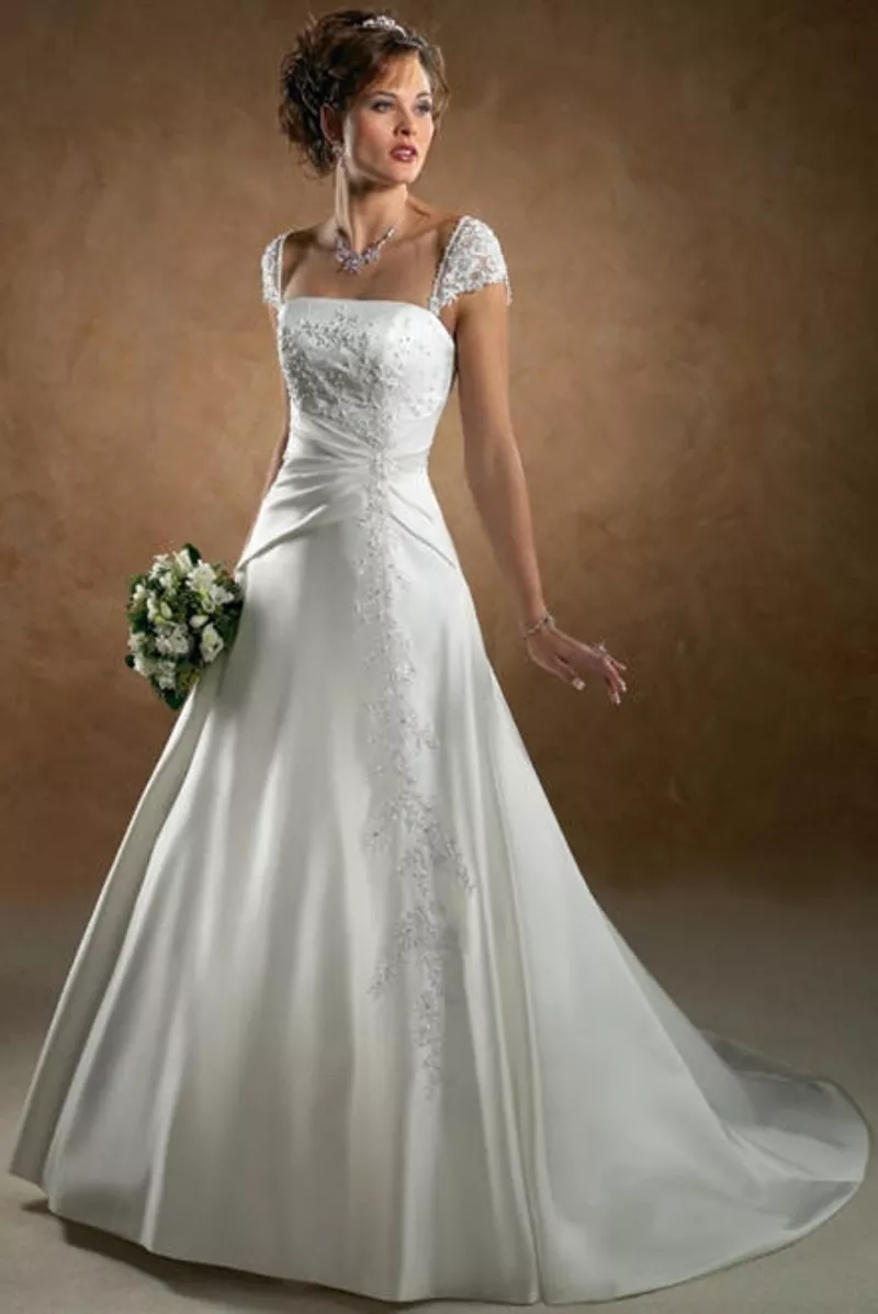 свадебное платье. Цвет белый. Размер 42-44,  рост 165.
